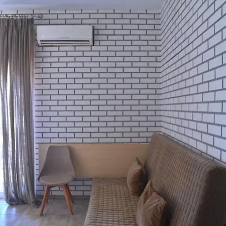 Kentrikon Hotel Chalkís