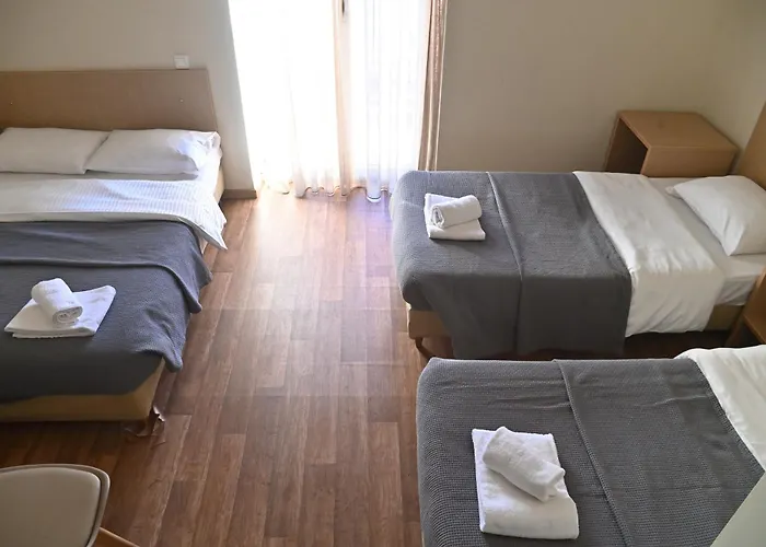 Ξενοδοχείο κεντρικόν 2*