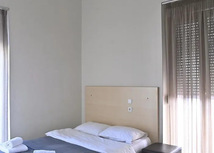 κεντρικόν Ξενοδοχείο 2*