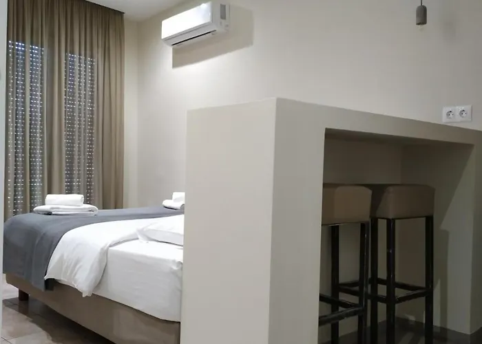 Ξενοδοχείο κεντρικόν 2*