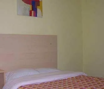 Ξενοδοχείο κεντρικόν