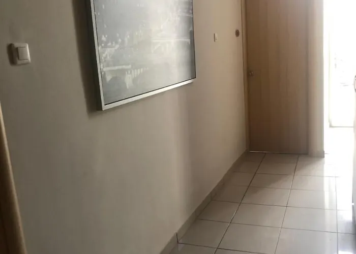 Ξενοδοχείο κεντρικόν 2*